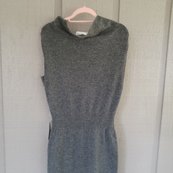 ASTR Sweater Midi Dress Size M Color Charcoal Off The Shoulder Slit Women - Picture 7 of 13